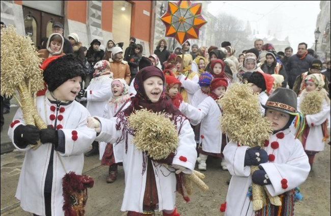 Якого числа ходять колядувати