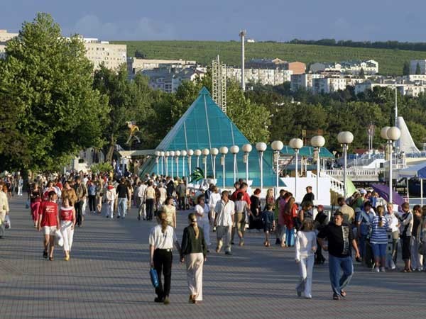 Де відпочити влітку 2015 Росії недорого?